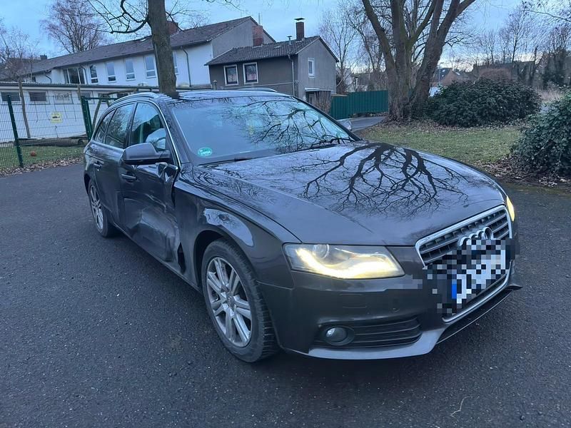 Braun Gebraucht 2010 Audi A4 Kombi | 2.999 € (Superpreis) - Bild 1/4