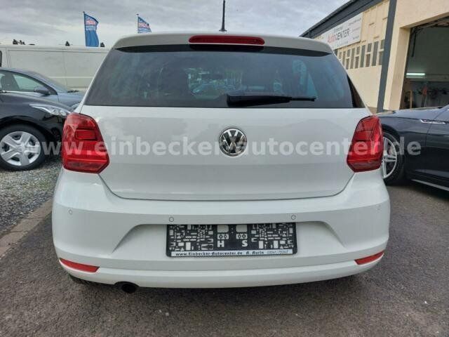 Gebraucht VW Polo LOUNGE 90 PS (66 kW) 2015 Weiß metallic Kleinwagen