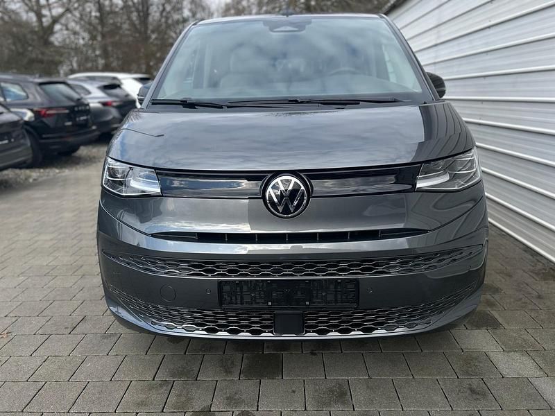 Uusi VW Multivan Business 150 HP (110 kW) 2026 Harmaa Tila-auto