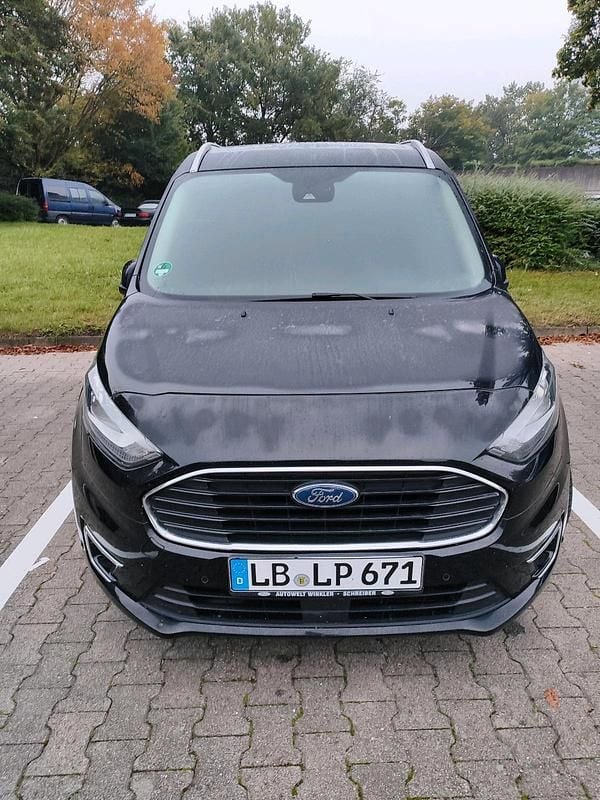 Schwarz Gebraucht 2020 Ford Tourneo Titanium Kombi | 18.700 € (Fairer Preis) - Bild 1/4