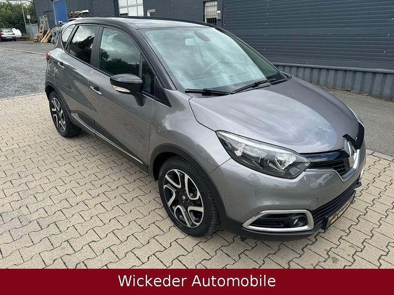 Grau Gebraucht 2014 Renault Captur Dynamique SUV | 9.990 € (Etwas zu teuer) - Bild 1/4