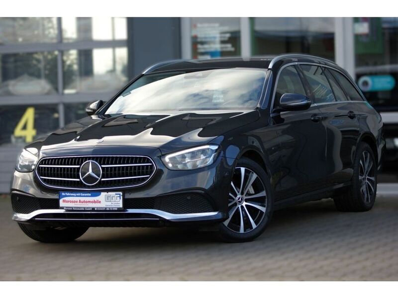 Matt olive green (metallic) Gebraucht 2020 Mercedes E300 Avantgarde Kombi | 28.600 € (Teuer) - Bild 1/4