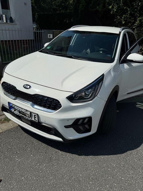 Gebraucht Kia Niro Spirit 141 PS (103 kW) 2021 Weiß SUV