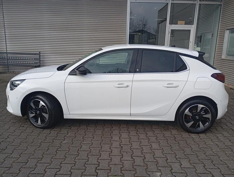 Gebraucht Opel Corsa-e Elegance 100 kW (136 PS) 2024 Lackierung voltaic blue met/typ aussenverkleidung metalliclackierung Kleinwagen