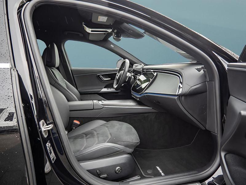Gebraucht Mercedes E200 204 PS (150 kW) 2024 Schwarz Limousine
