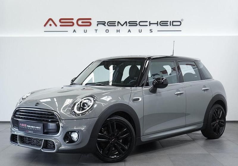 Grau Gebraucht 2018 Mini John Cooper Works Clubman Kombi | 20.890 € (Teuer) - Bild 1/1