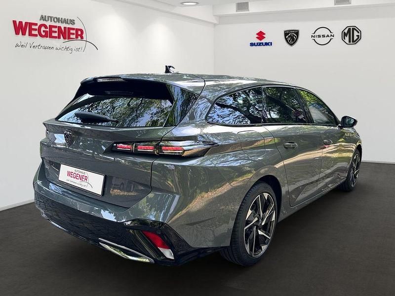Gebraucht Peugeot 308 SW Allure 145 PS (106 kW) 2024 Grau Kombi