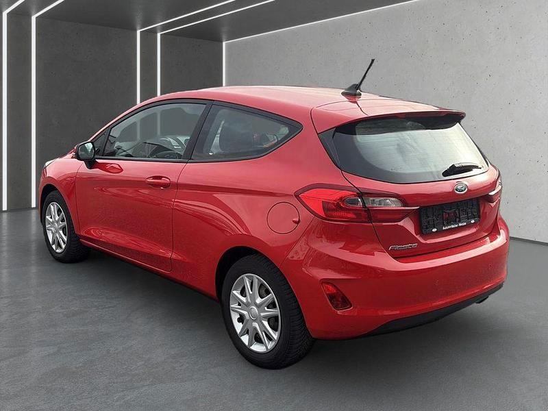 Gebraucht Ford Fiesta Cool & Connect 75 PS (55 kW) 2021 Rot Kleinwagen