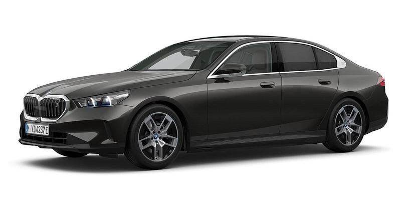 Grau Gebraucht 2024 BMW i5 Comfort Edition Limousine | 63.075 € (Teuer) - Bild 1/4