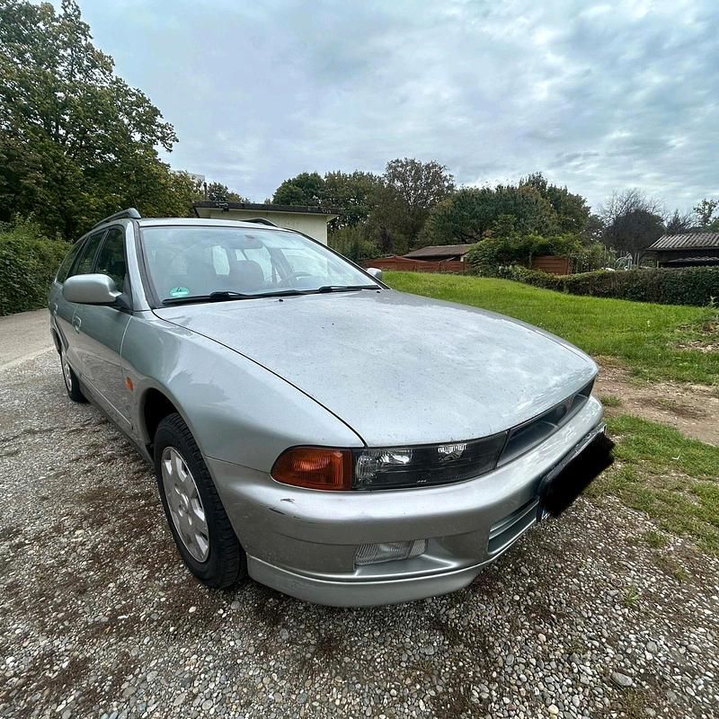 Silber Gebraucht 1997 Mitsubishi Galant Kombi | 1.990 € - Bild 1/4
