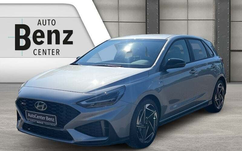 Silber Neu 2025 Hyundai i30 N Line Limousine | 28.690 € (Fairer Preis) - Bild 1/4