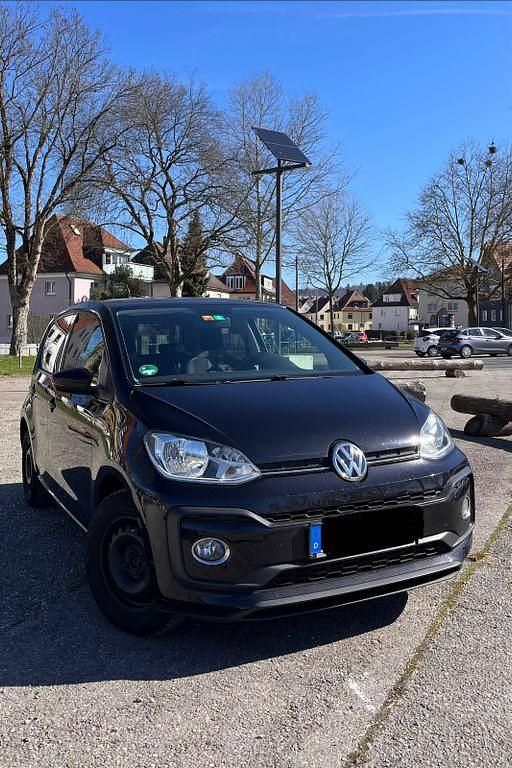 Gebraucht VW up! high up! 90 PS (66 kW) 2016 Schwarz Kleinwagen