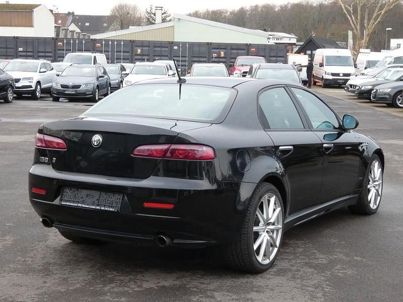 Second-hand Alfa Romeo 159 209 CP (153 kW) 2010 Negru Berlinǎ