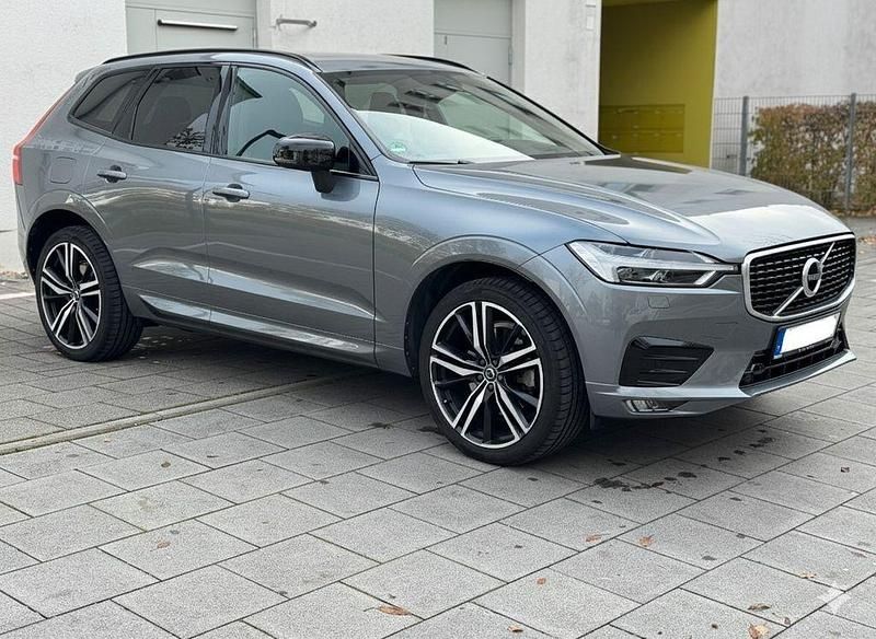 Grau Gebraucht 2019 Volvo XC60 R-Design SUV | 32.500 € - Bild 1/4
