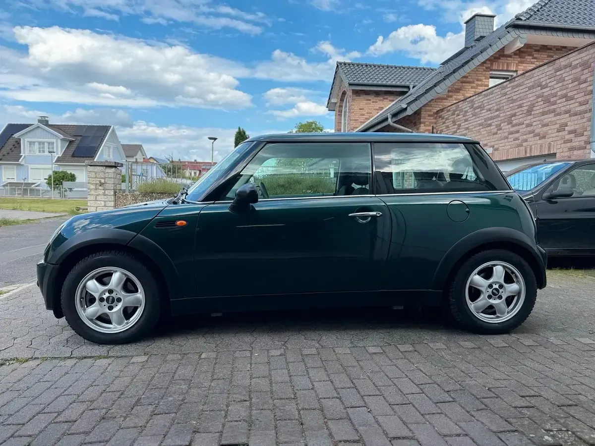 Gebraucht Mini ONE 90 PS (66 kW) 2002 Grün Kleinwagen
