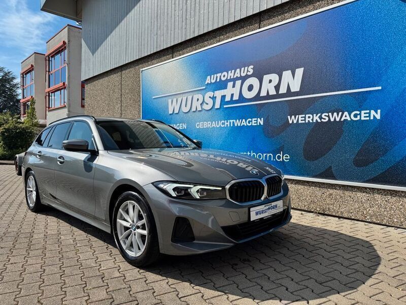 Grau Gebraucht 2023 BMW 320 Sport Line Kombi | 34.900 € (Fairer Preis) - Bild 1/4