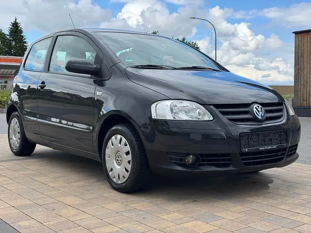 Gebraucht VW Fox Refresh 54 PS (39 kW) 2009 Grau Kleinwagen