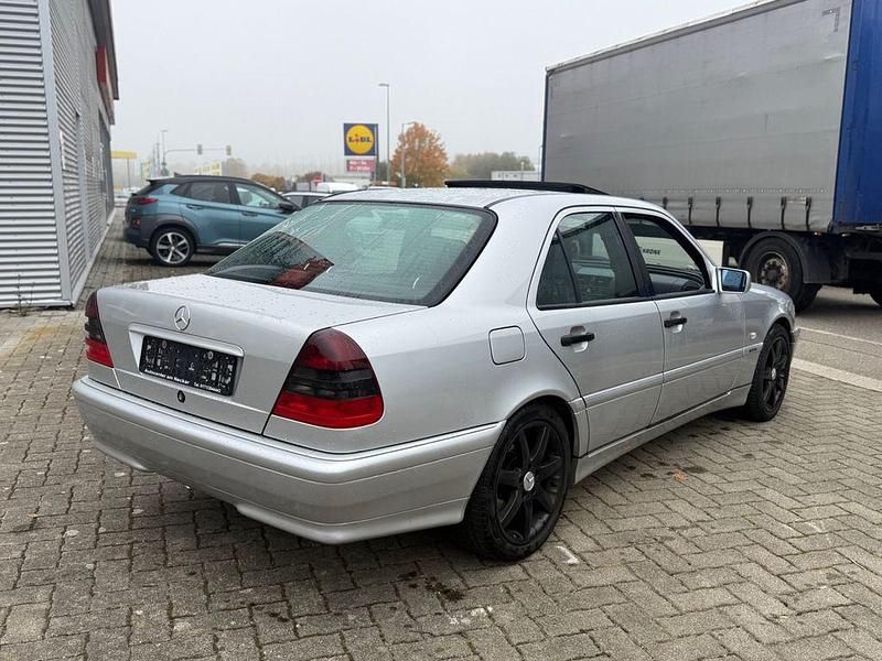 Gebraucht Mercedes C240 170 PS (125 kW) 1998 Silber Limousine