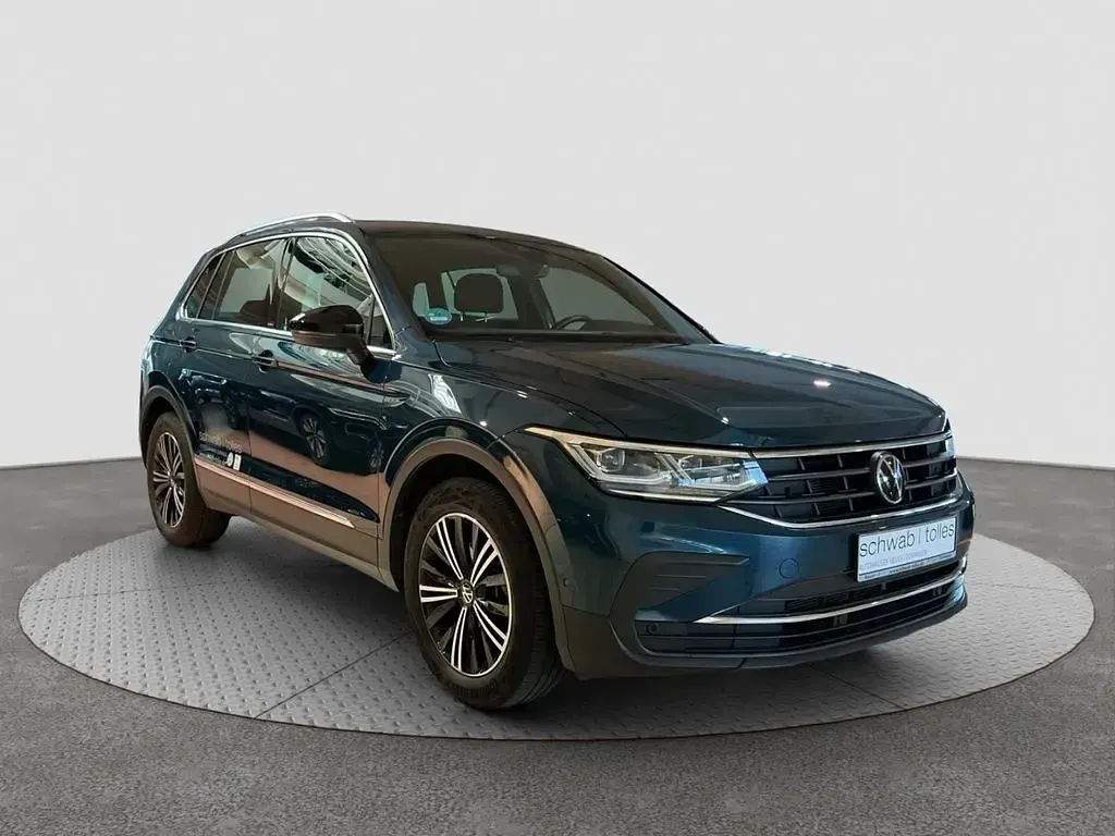 Gebraucht VW Tiguan Move 150 PS (110 kW) 2023 Blau SUV