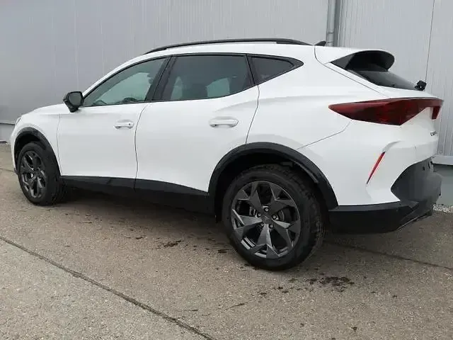 Neu Cupra Formentor 190 PS (139 kW) 2026 Fjordblau SUV