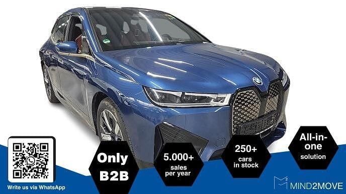 Phytonicblau metallic Gebraucht 2023 BMW iX Sport Line SUV | 53.980 € (Superpreis) - Bild 1/4