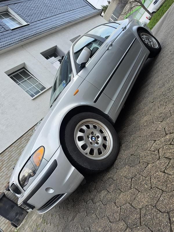 Używany BMW 325 197 KM (144 kW) 2001 Srebrny Sedan/Limuzyna
