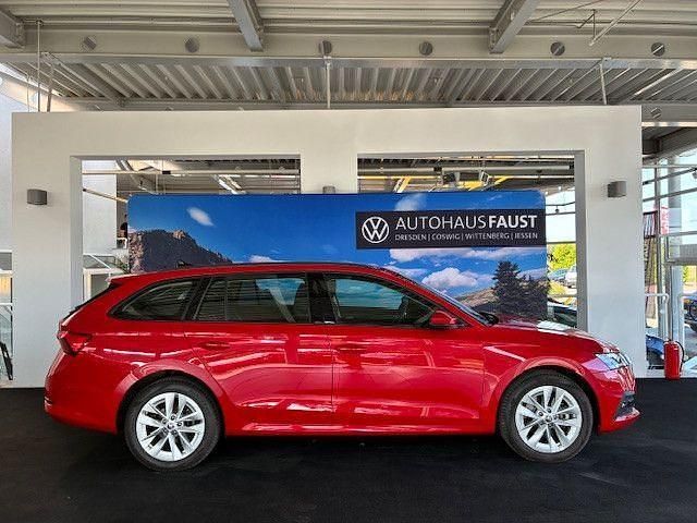 Gebraucht Skoda Octavia Ambition 204 PS (150 kW) 2023 Rot metallic Kombi