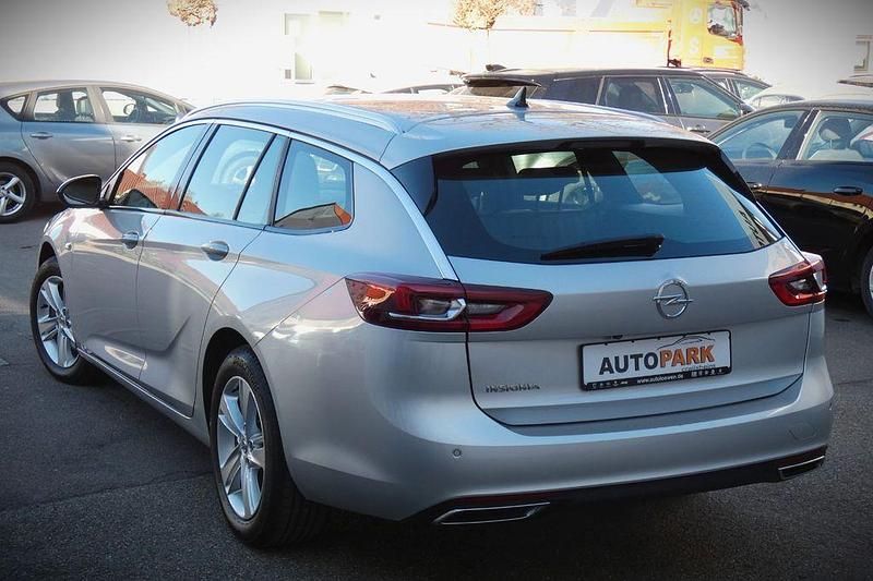 Gebraucht Opel Insignia Elegance 174 PS (127 kW) 2022 Silber Kombi