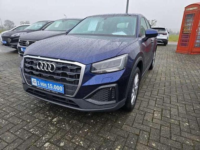 Gebraucht Audi Q2 Comfort 110 PS (80 kW) 2022 Navarrablau (metallic) SUV