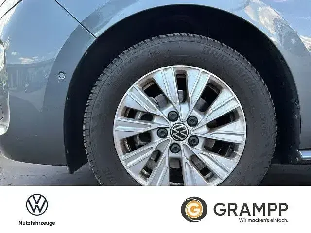 Gebraucht VW California Beach 150 PS (110 kW) 2025 Grau Van