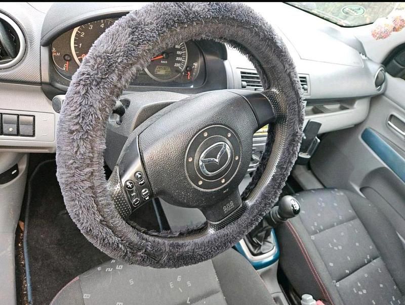 Second-hand Mazda 2 89 CP (65 kW) 2006 Albastru Hatchback