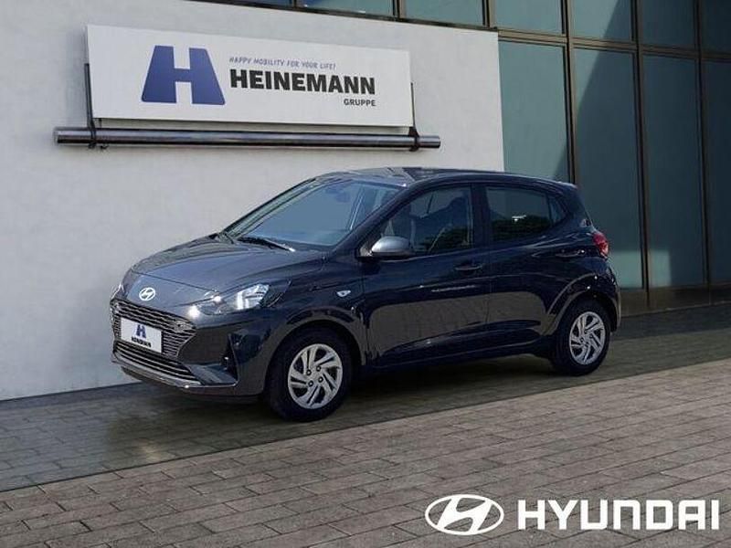 Gebraucht Hyundai i10 Select 63 PS (46 kW) 2025 Phantom black Kleinwagen