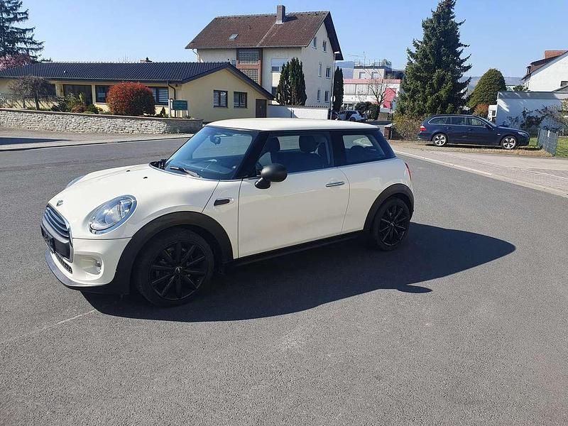 Pepper white Gebraucht 2016 Mini ONE Kleinwagen | 9.150 € (Fairer Preis) - Bild 1/4
