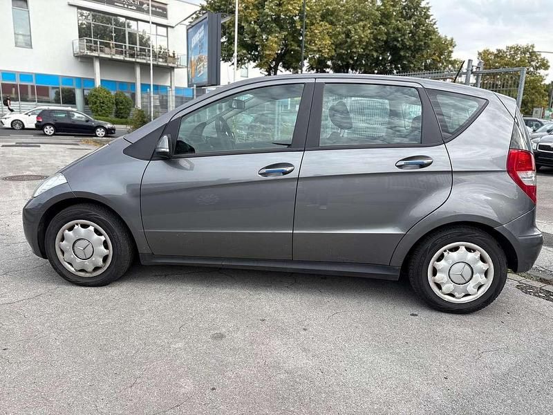 Gebraucht Mercedes A160 95 PS (69 kW) 2009 Grau Kleinwagen