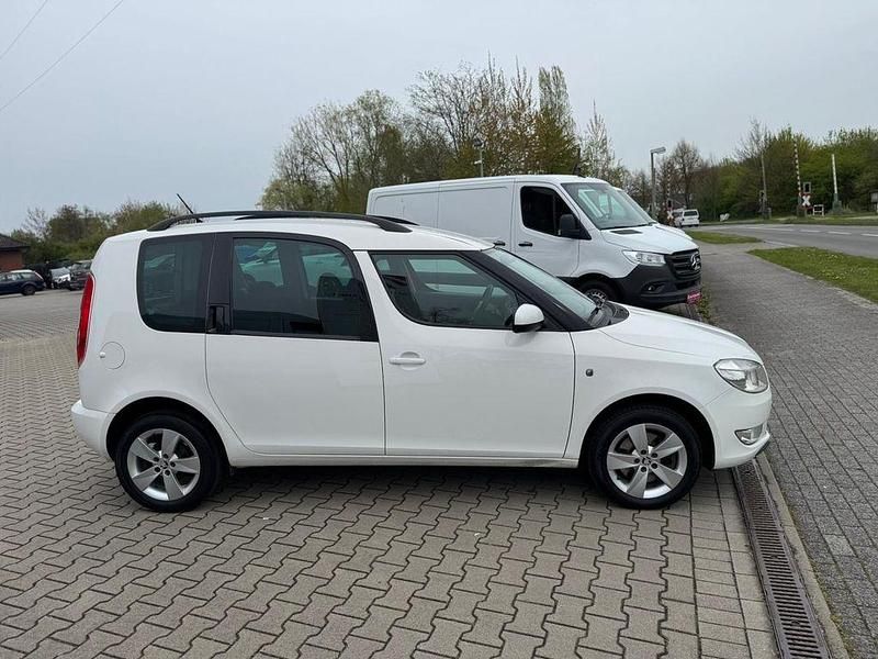 Gebraucht Skoda Roomster Fresh 90 PS (66 kW) 2013 Weiß Van / Kleinbus