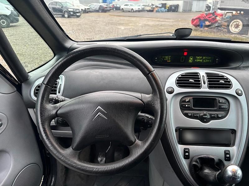 Gebraucht Citroën Xsara Picasso 109 PS (80 kW) 2004 Blau Van / Kleinbus