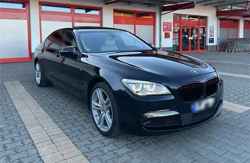 Gebraucht BMW 750L M Sport 381 PS (280 kW) 2013 Schwarz Limousine