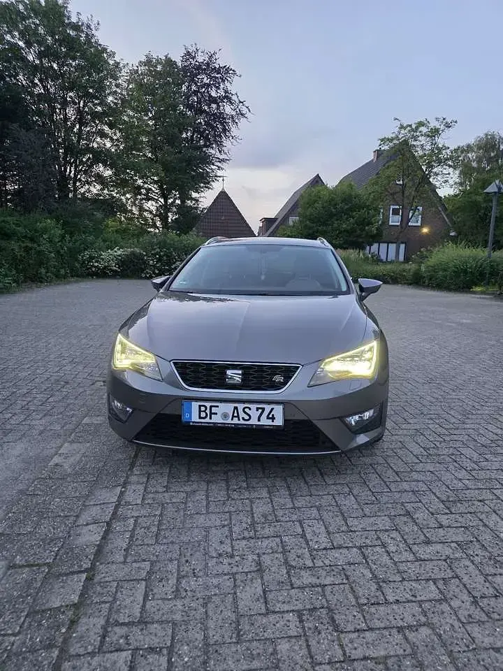 Gebraucht Seat Leon ST FR 184 PS (135 kW) 2016 Grau Kombi