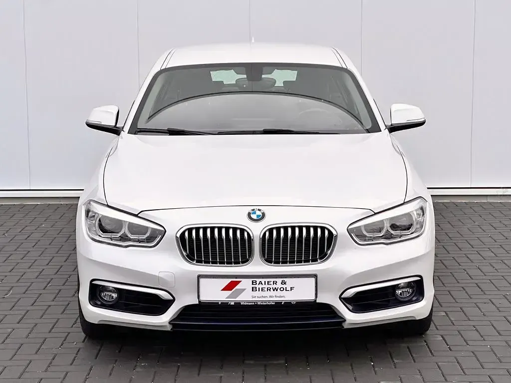 Gebraucht BMW 120 Urban Line 190 PS (139 kW) 2016 Weiß Kleinwagen