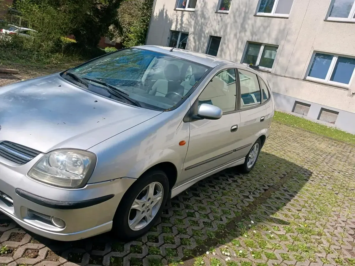 Gebraucht Nissan Almera 116 PS (85 kW) 2003 Silber Kombi