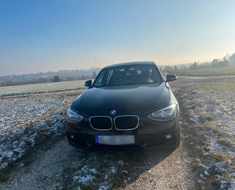 Schwarz Gebraucht 2014 BMW 116 Kleinwagen | 7.999 € (Fairer Preis) - Bild 1/4
