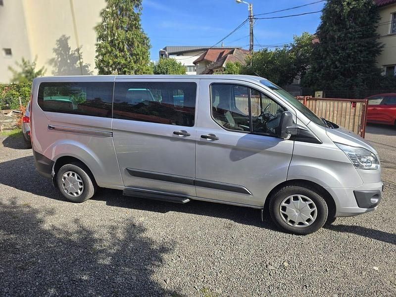 Silber Gebraucht 2018 Ford Transit Custom Van / Kleinbus | 18.999 € (Guter Preis) - Bild 1/4