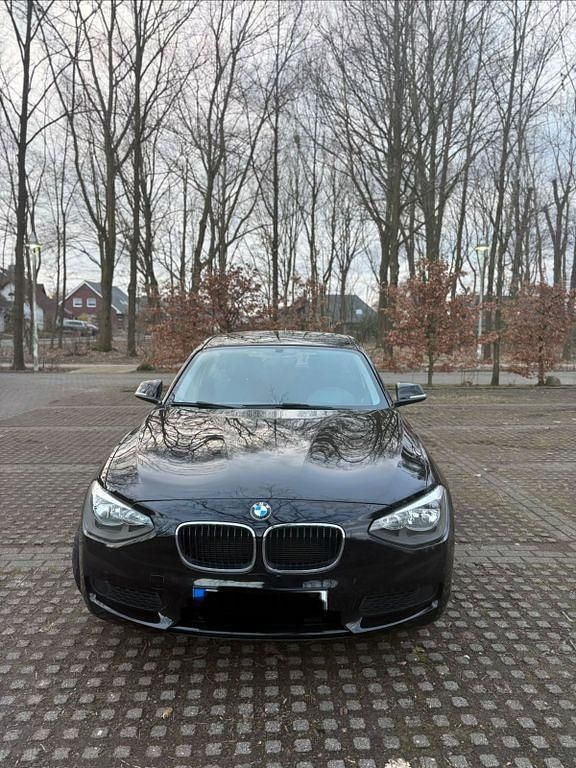 Gebraucht BMW 116 136 PS (100 kW) 2012 Schwarz Kleinwagen