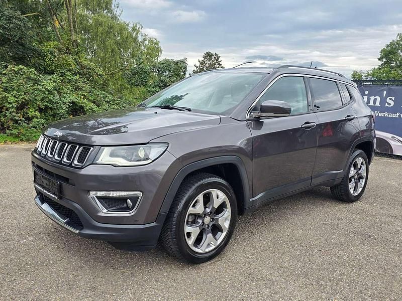 Granite crystal Gebraucht 2019 Jeep Compass Limited SUV | 9.990 € - Bild 1/4