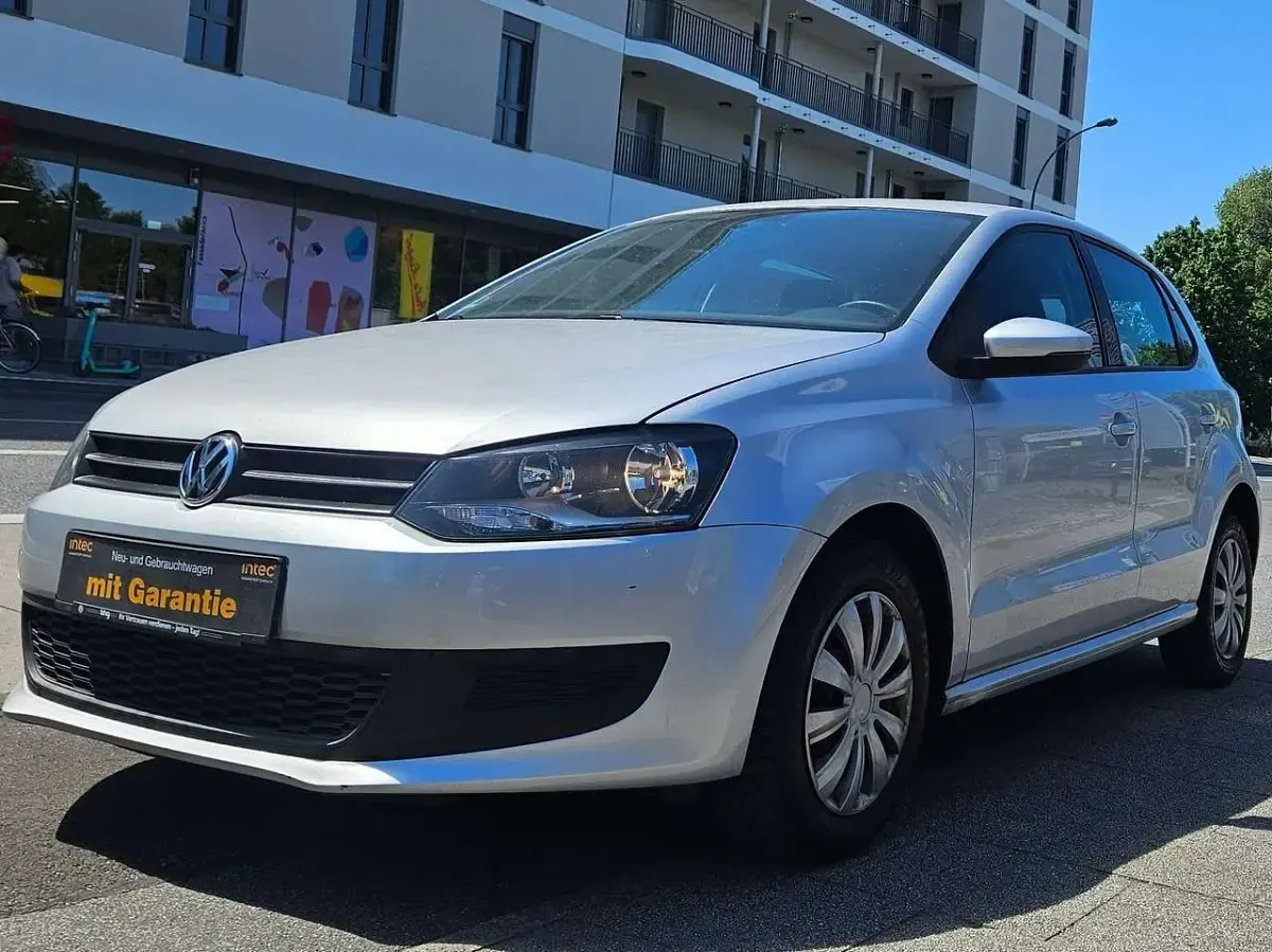 Gebraucht VW Polo Comfortline 86 PS (63 kW) 2010 Silber Kleinwagen