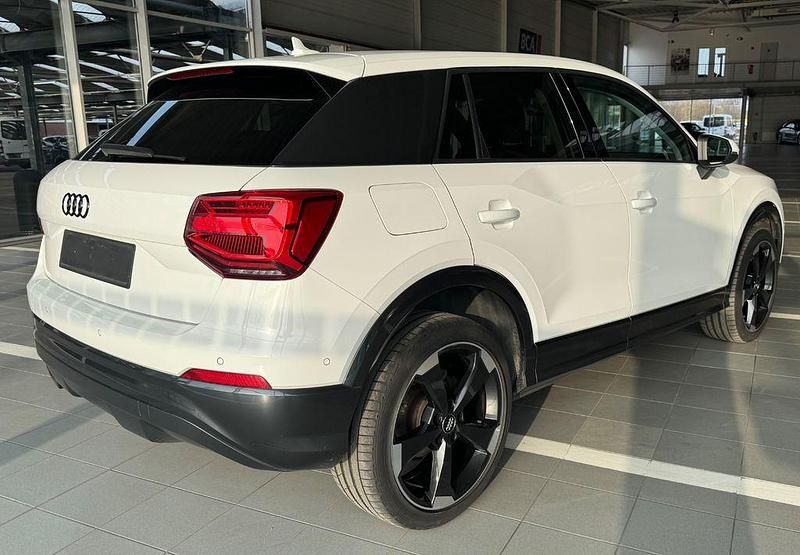 Gebraucht Audi Q2 S-Line 150 PS (110 kW) 2017 Weiß SUV