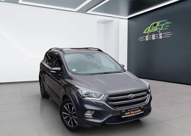 Gebraucht Ford Kuga ST-Line 179 PS (131 kW) 2018 Grau SUV