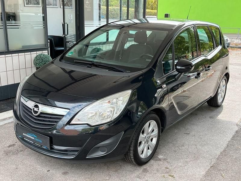Schwarz Gebraucht 2013 Opel Meriva Active Van / Kleinbus | 4.990 € (Guter Preis) - Bild 1/4