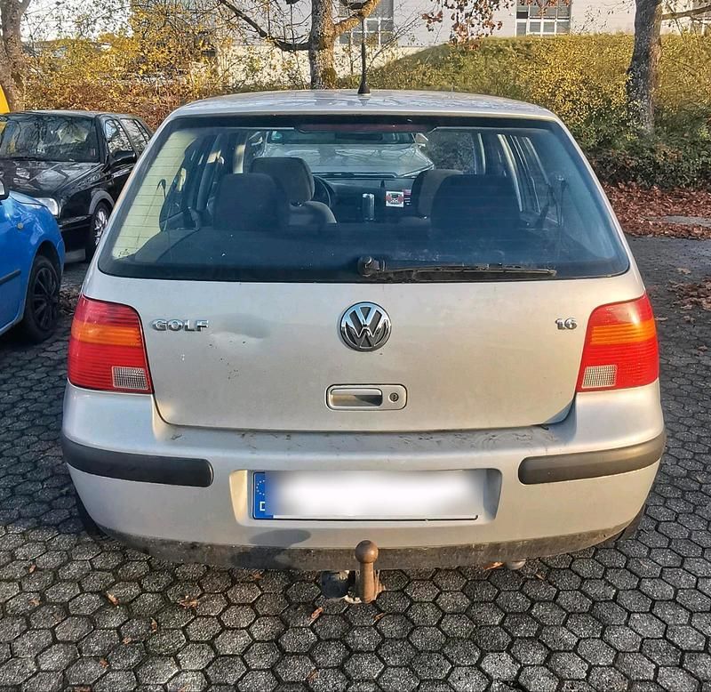 Gebraucht VW Golf IV 101 PS (74 kW) 1999 Silber Kleinwagen