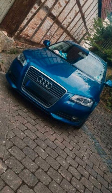 Blau Gebraucht 2010 Audi A3 Sportback Ambition Kleinwagen | 6.600 € (Fairer Preis) - Bild 1/4